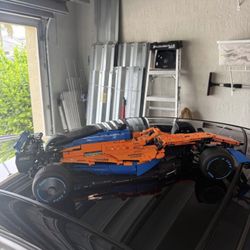 Lego McLaren Formula 1 Race Car
