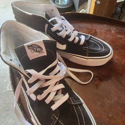 Black And White Vans 