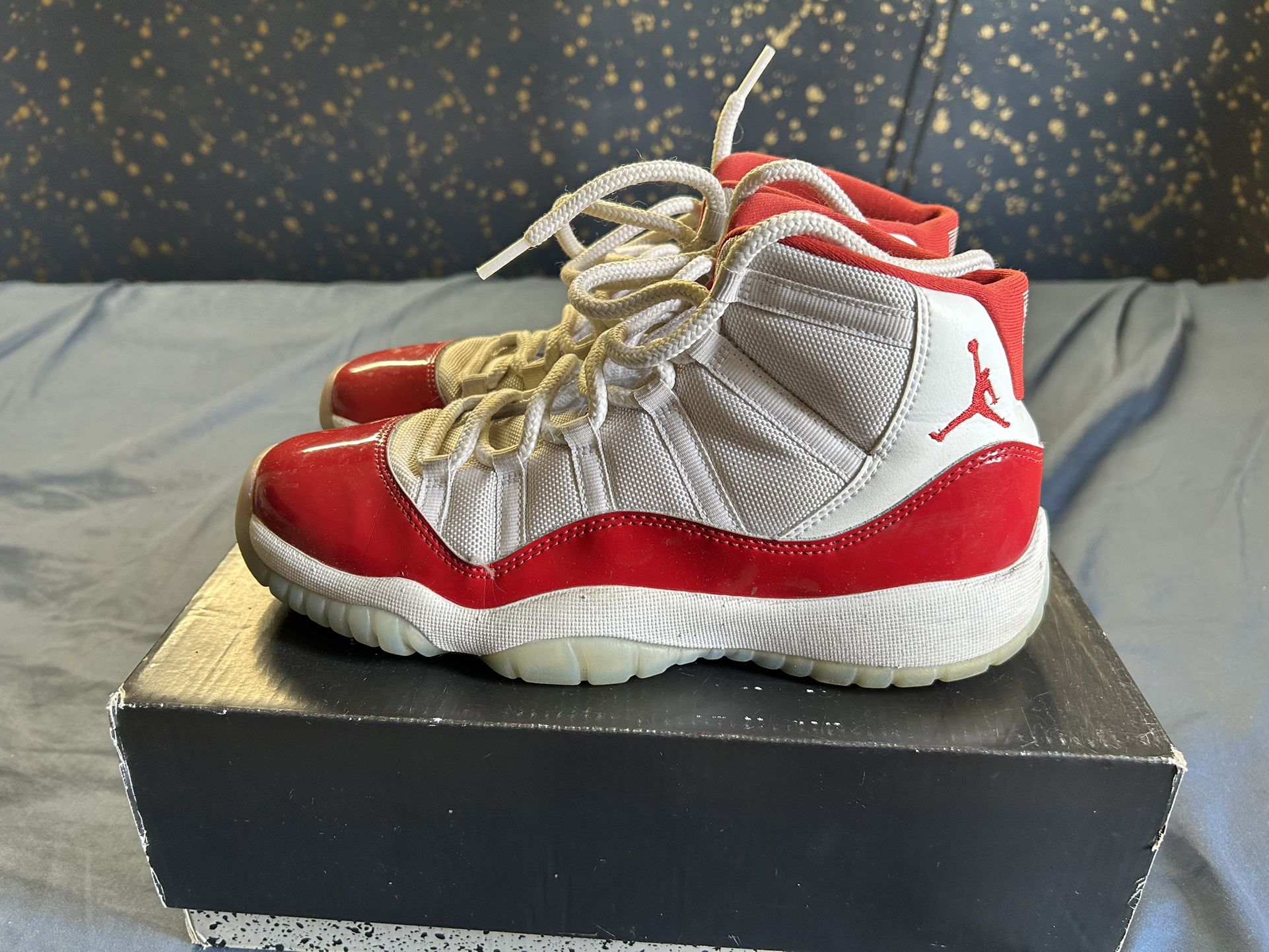 Jordan 11 Cherry Size 7