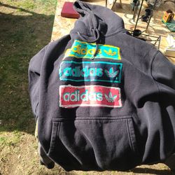 Adidas Sweatshirt