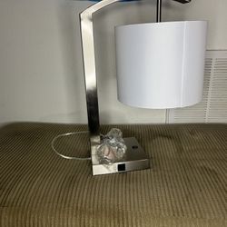 Hotel Style Lamp With Charger Outlets USB Ports