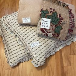 Pillows, Blanket And throw