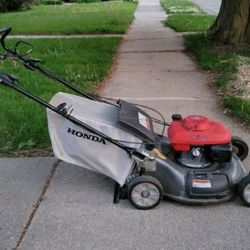 Lawnmower 
