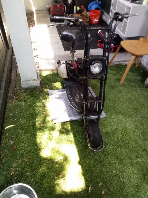 Tankman Moped