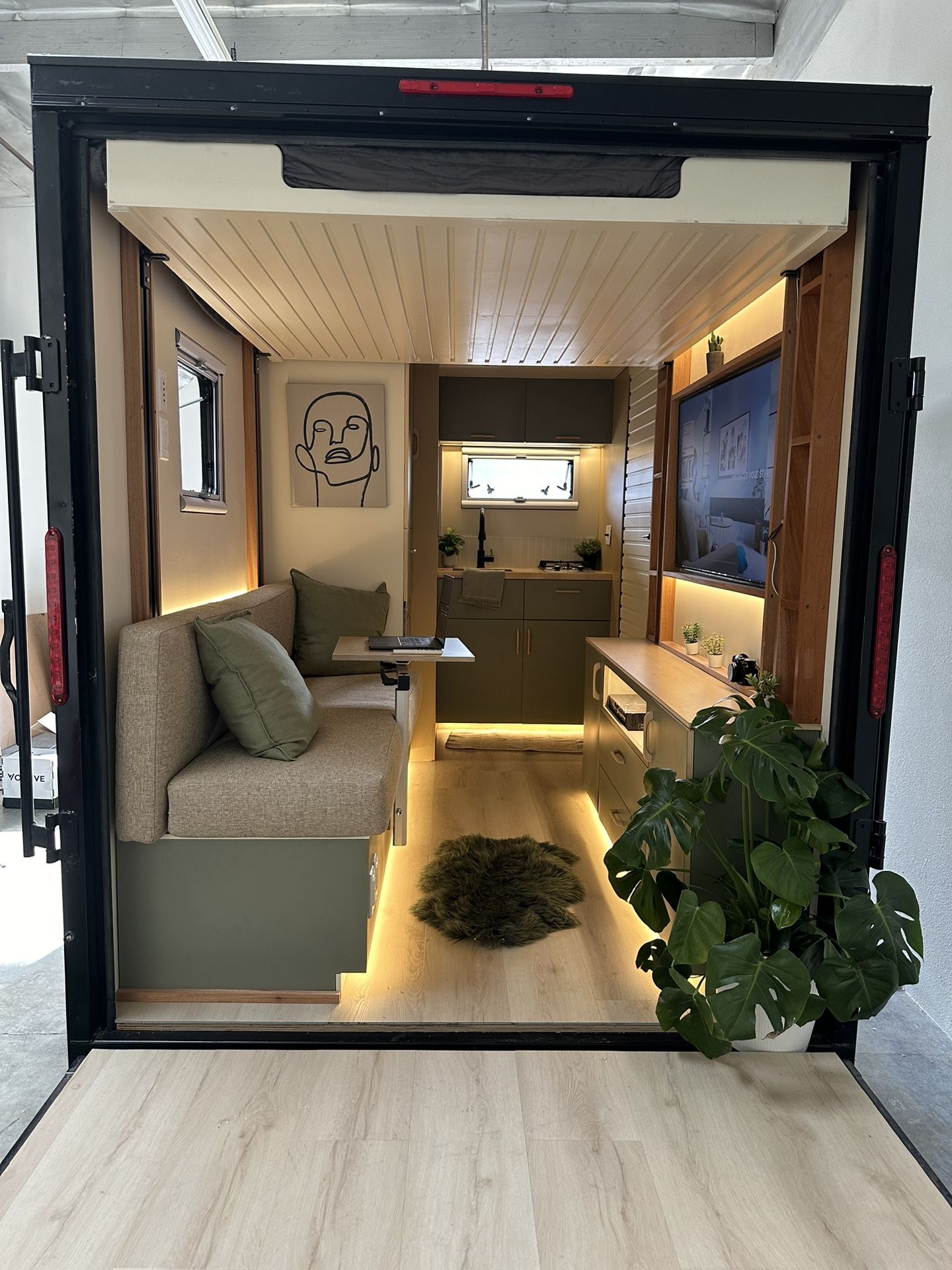 *NEW* Camper Trailer!