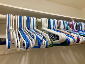 120 Closet Clothes coat shirt pants Hangers $10