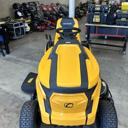 Cub Cadet XT1 Enduro 42” Riding Lawn Mower Tractor