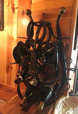Wine rack vintage horseshoe western style collection!!