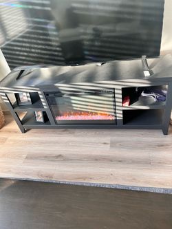 Entertainment center