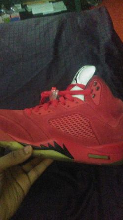 Red Suede 5s sz9