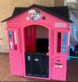 Pink Playhouse