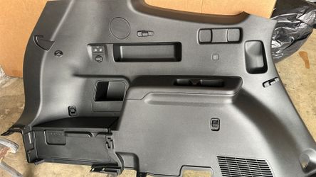 Kia telluride 2023-2024 lower quarter trim