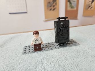 Lego Star Wars Han Solo in and out of Carbonite Minifigures