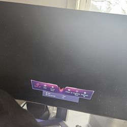 LG 27GR95QE Oled
