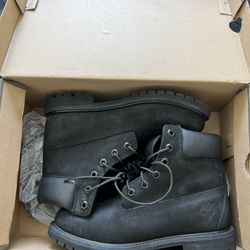 Women’s Original Black Timberland Boots Size 7.5