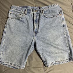 Levi Jorts 