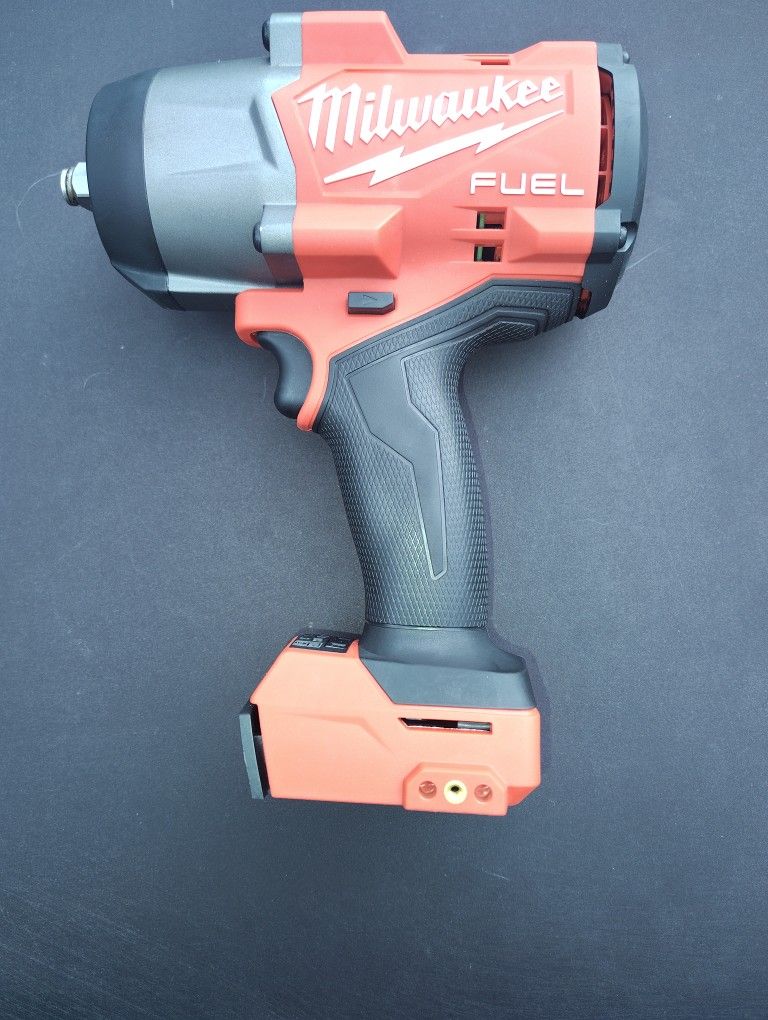 Milwaukee Fuel M18 1/2 Impact Wrench