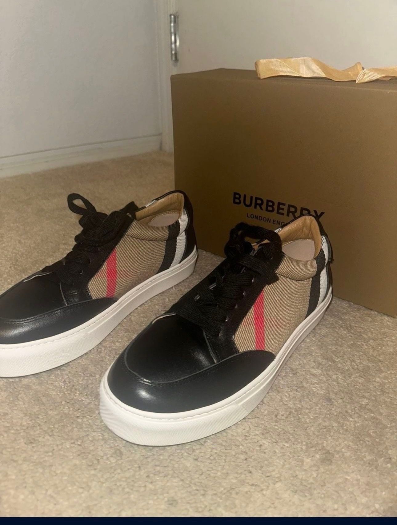 Burberry Woman’s Shoes