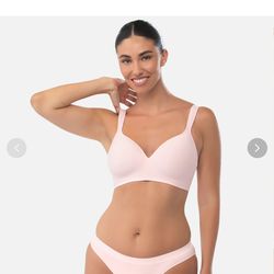 Underoutfit The Perfect Neckline Bra 460 Wireless Crystal Rose Pink Size LARGE