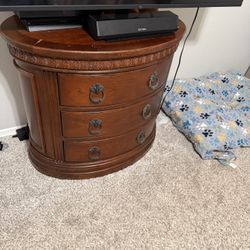 Vintage Style Heavy Duty Dresser