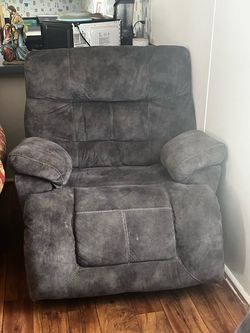 2 Recliner Electric Sofa Chairs