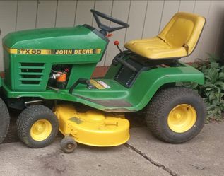 John Deere STX38 Kohler Yellow Deck