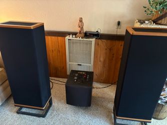 Vandersteen 2ce speakers