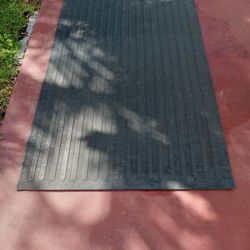 Heavy Duty Rubber Pick Up Truck Bed Mat