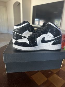 Jordans 1 Mid Carbon fiber (GS)