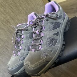 Bear paw hiking boots Women's Size 12 