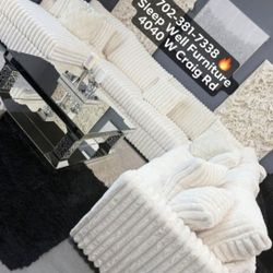 ✨️XL Sectional Sofas✨️ Furniture Queen Bedrooms, Dining Avail