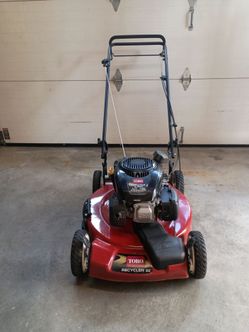 Toro self-propelled lawn mower