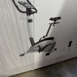 MagTrac Phoenix Upright, Exercise Bike. New In Box