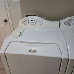 Maytag Washer And Dryer