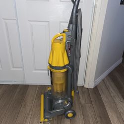 Dyson DC07 All Floors Bagless Canister Cylinder Cyclone Vacuum Cleaner