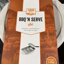 New BBQ & Serve set 