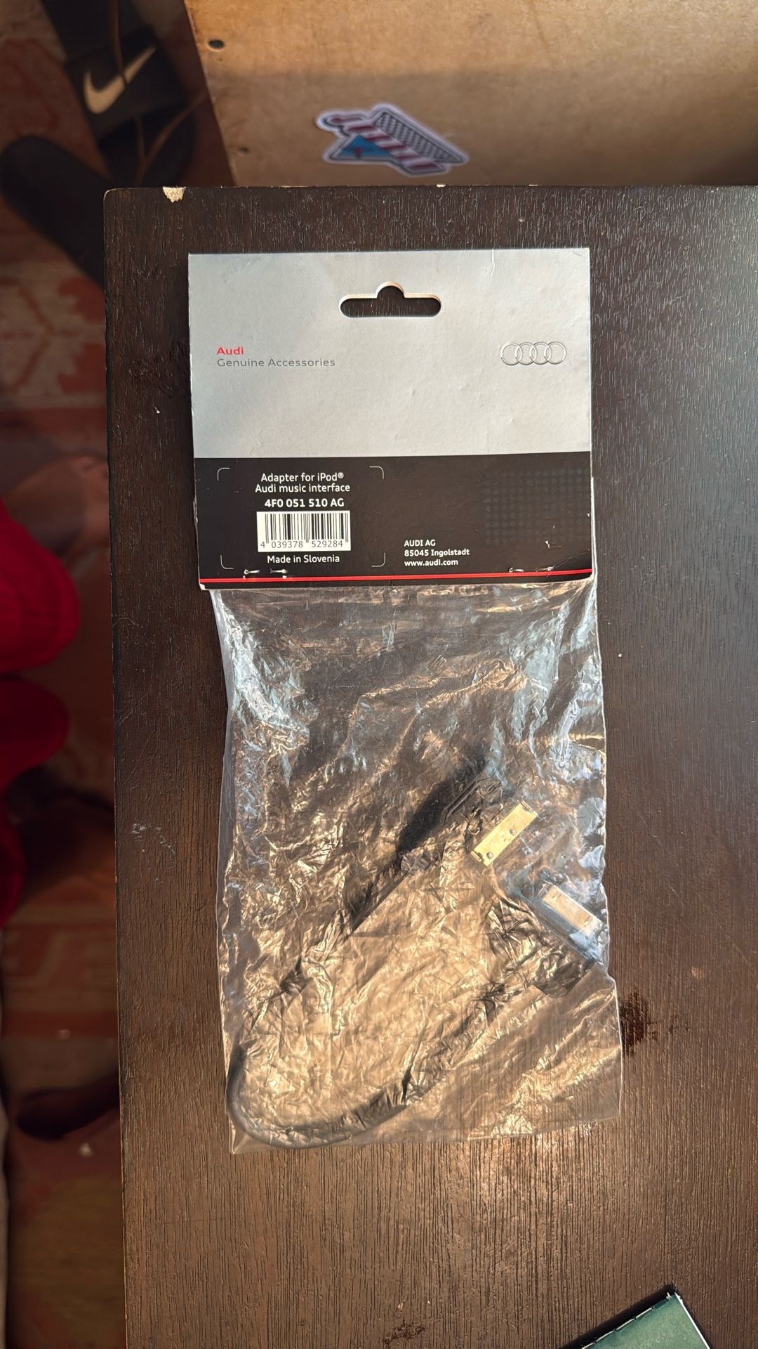 Audi IPod/IPhone ADAPTER ACCESSORIES