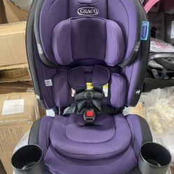 Graco 4-1 Slim  Car seat 