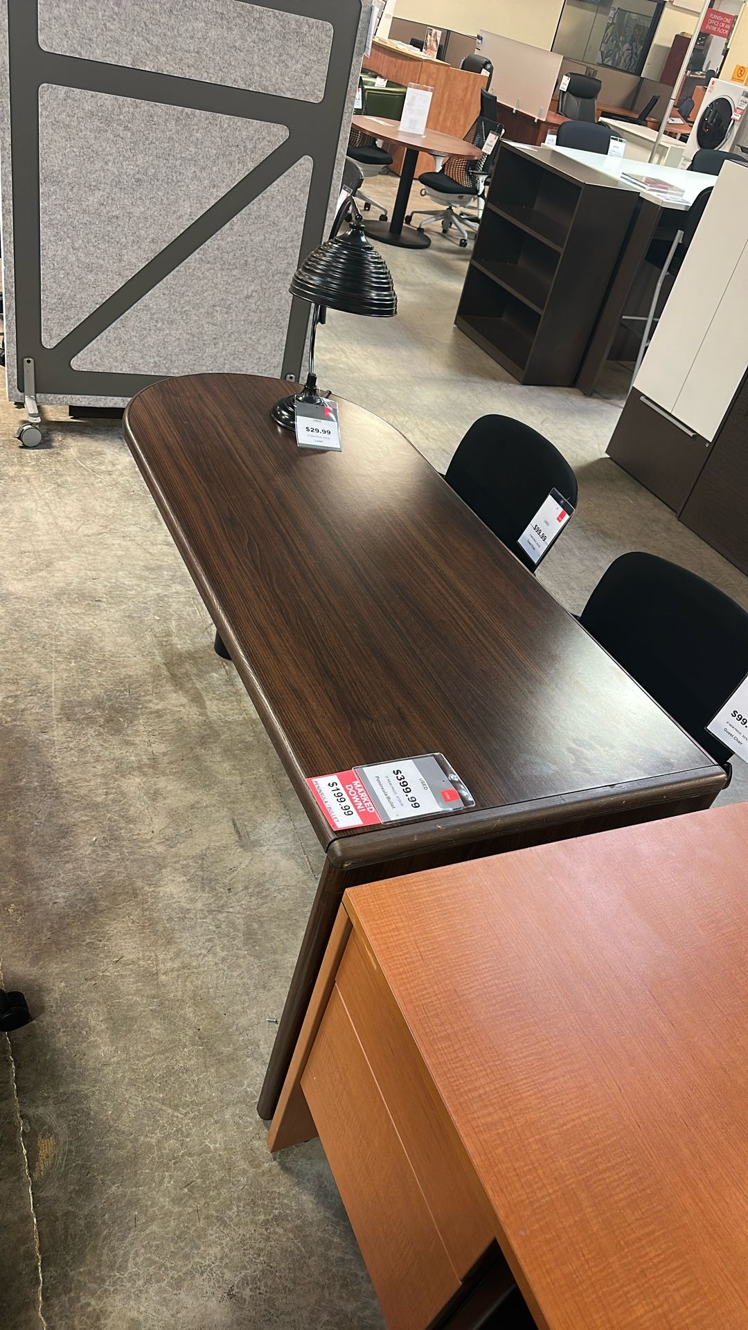 Peninsula Desk