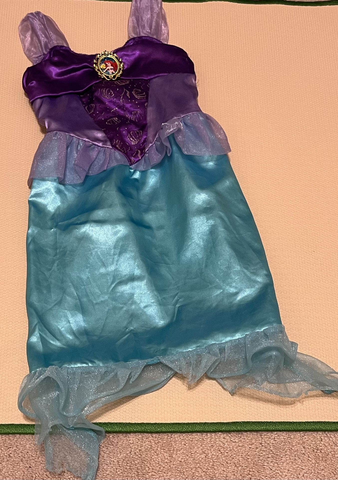 Disney little Mermaid Dress Up 