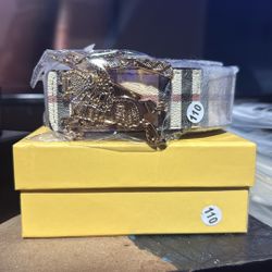Burberry Belt Size 33-35