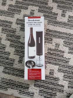 Automatic wine opener