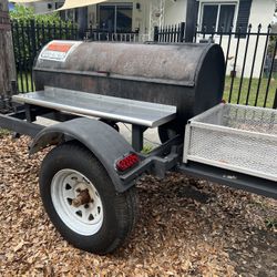Bbq smoker with trailer
