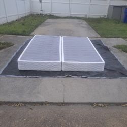 OFFICICL HEAVY DUTY KING SIZE BOX SPRINGS