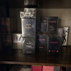 Colognes / Perfumes 