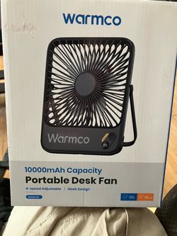 Smaller portable desk fan