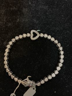 Beautiful silver heart bracelet with cz stones