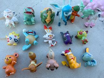 Pokémon toys figure lot