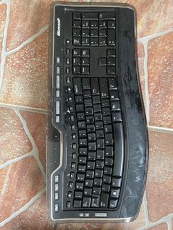 Microsoft Wireless Ergonomic Keyboard