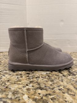 NEW Bearpaw Alyssa Women's Winter Boots - 2130w Size 9